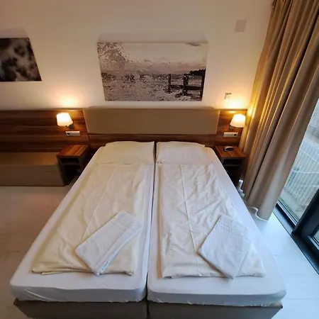 Lejlighedshotel Jezza 3*
